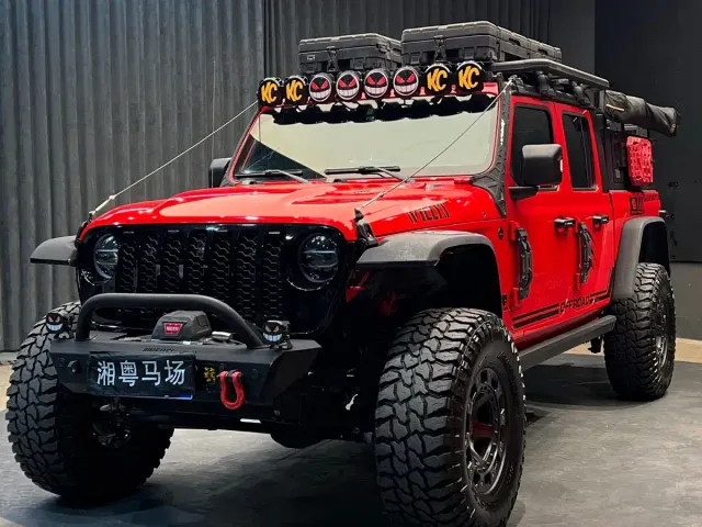 Фотография автомобиля — Jeep Gladiator