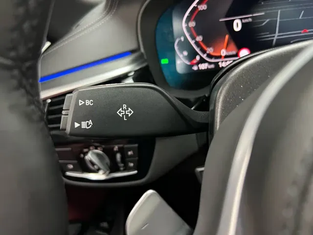 BMW 5 Series — Фото автомобиля 22