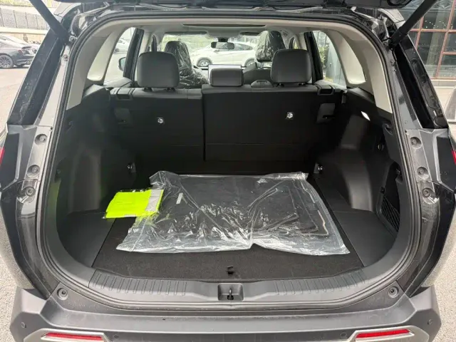 Toyota RAV4 — Фото автомобиля 15