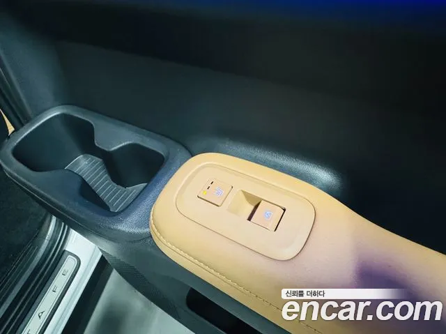 Hyundai Santa Fe MX5 — Фото автомобиля 15