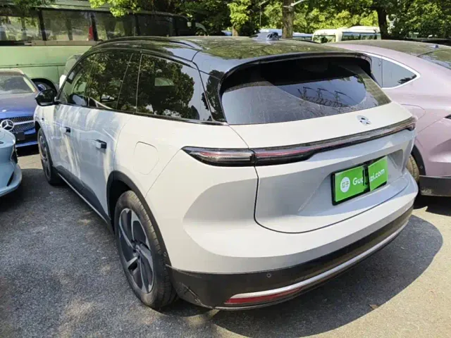 Nio ES6 — Фото автомобиля 22