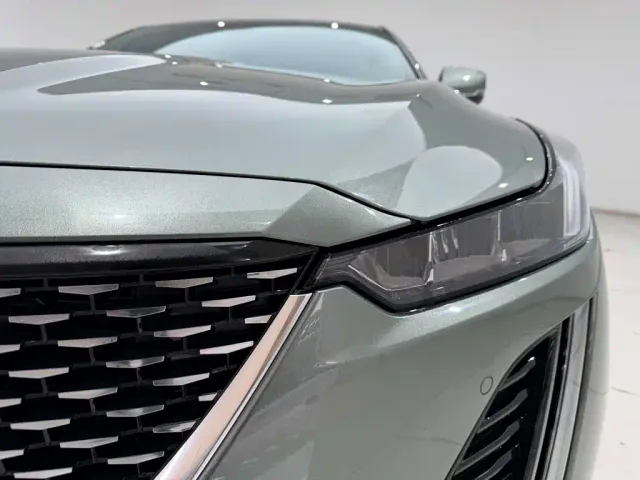 Cadillac CT5 — Фото автомобиля 9