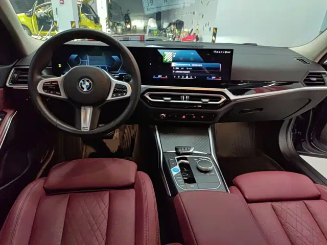 BMW i3 — Фото автомобиля 9