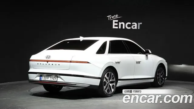 Hyundai Grandeur — Фото автомобиля 2