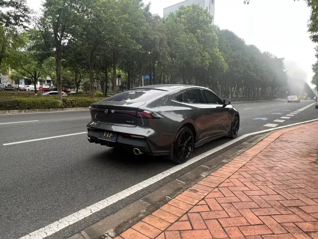 Changan UNI-V — Фото автомобиля 4
