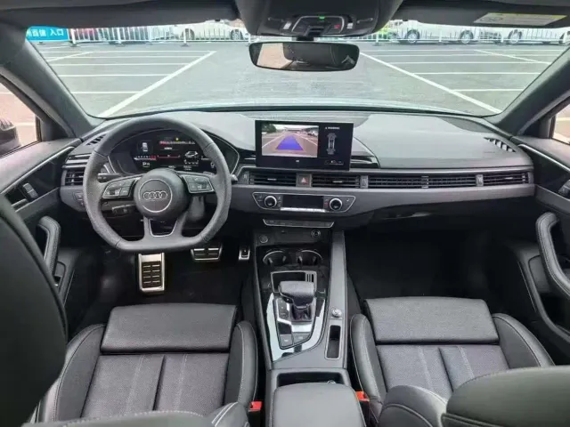 Audi A4L — Фото автомобиля 3