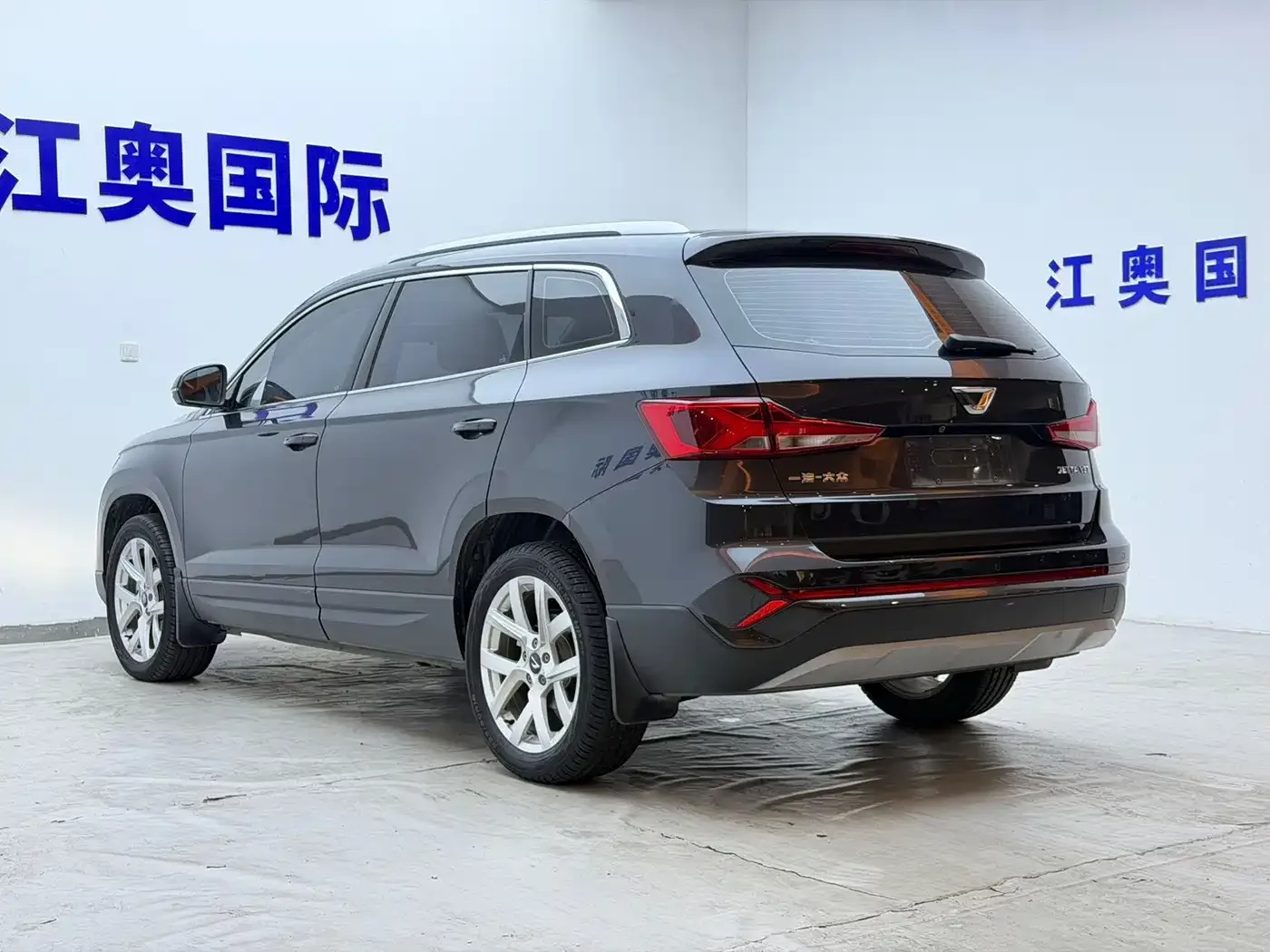 Jetta Jetta VS7 2023 280TSI Auto Progressive Edition — Фото автомобиля 21