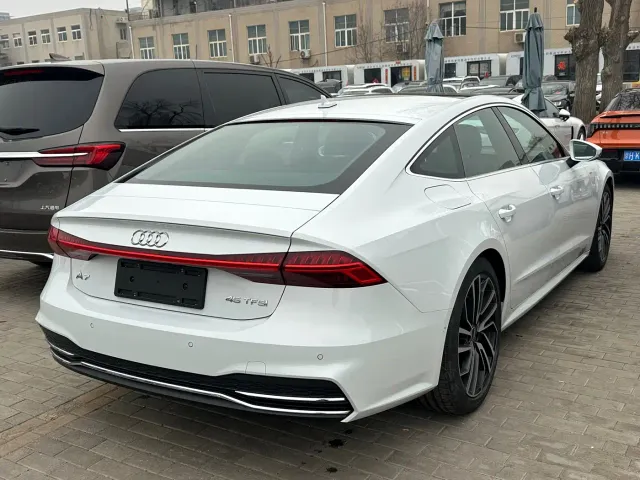 Audi A7 — Фото автомобиля 10