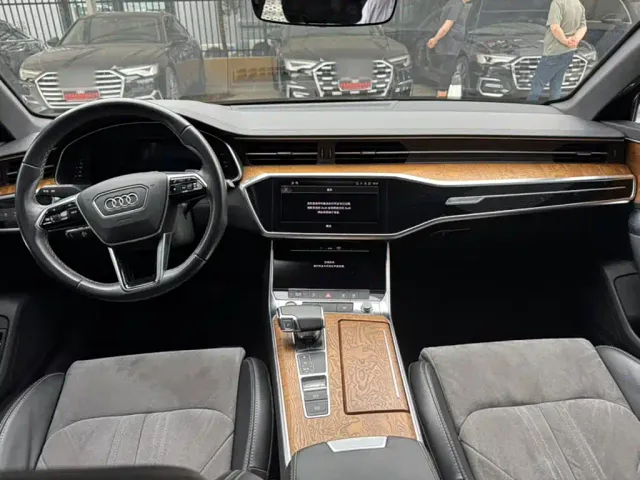 Audi A6L — Фото автомобиля 9