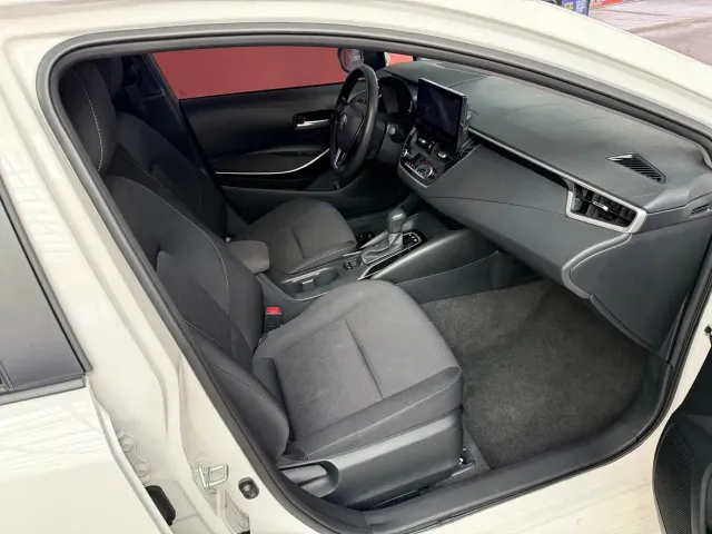 Toyota Corolla 2023 1.8L Smart Hybrid Dual Engine Elite Edition — Фото автомобиля 12