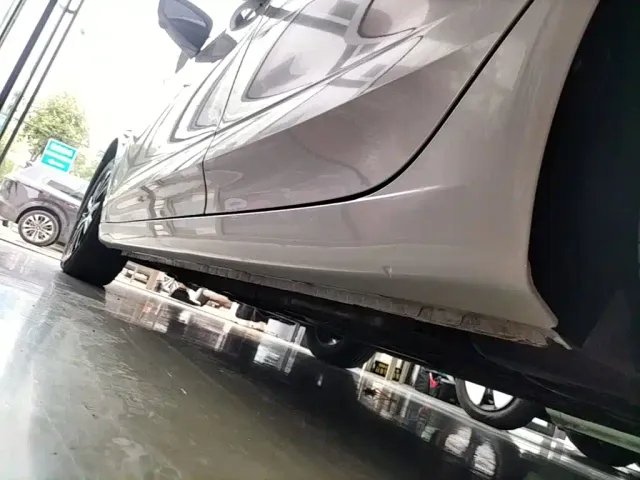 Roewe i5 — Фото автомобиля 21