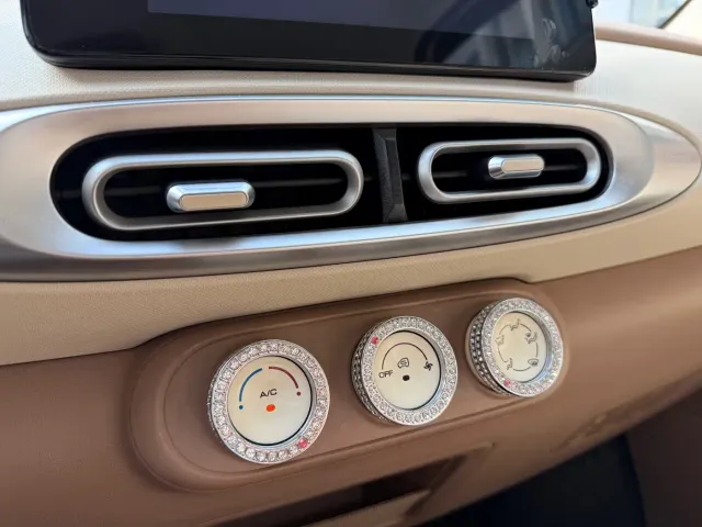 Wuling Hongguang Mini EV — Фото автомобиля 15