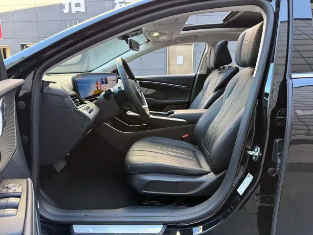 Buick LaCrosse — Фото автомобиля 5
