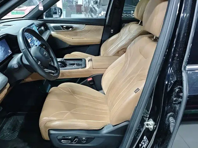 GAC Trumpchi ES9 — Фото автомобиля 14