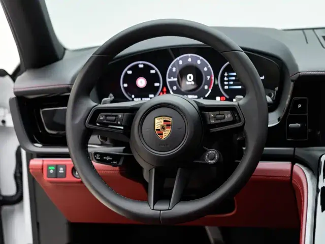 Porsche Panamera — Фото автомобиля 12