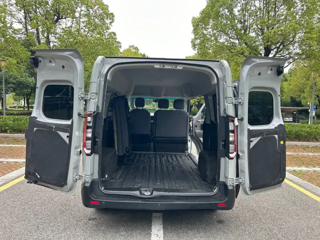 Farizon Super VAN — Фото автомобиля 13