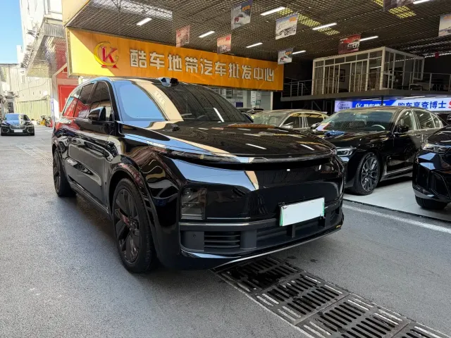 Li Auto L9 — Фото автомобиля 4