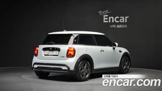 Mini Cooper Cooper Classic — Фото автомобиля 2