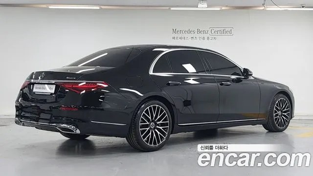 Mercedes-Benz S-Class — Фото автомобиля 2