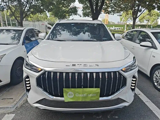 Jetour X70 Plus — Фото автомобиля 2