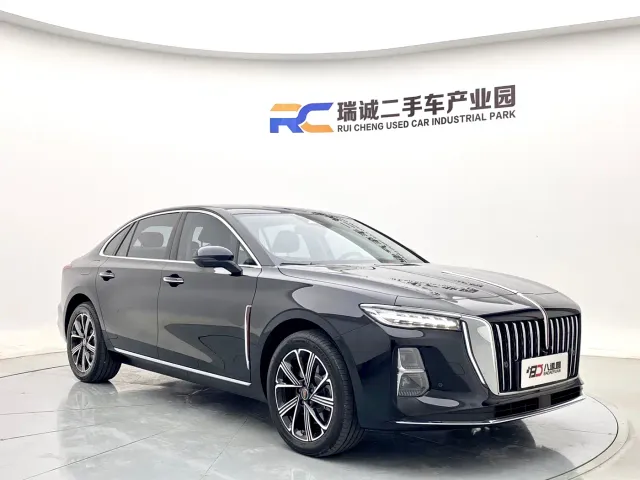 Hongqi H5 PHEV — Фото автомобиля 3