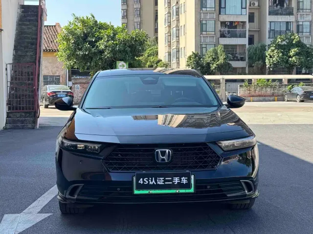 Honda Accord — Фото автомобиля 2