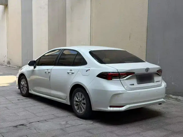 Toyota Corolla — Фото автомобиля 23