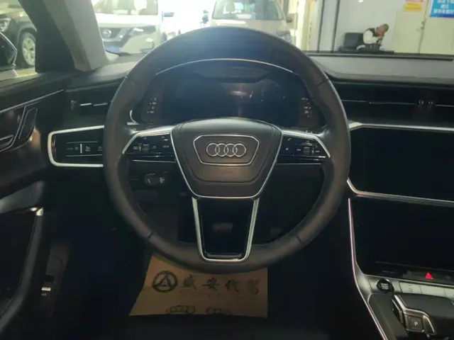 Audi A6L — Фото автомобиля 15