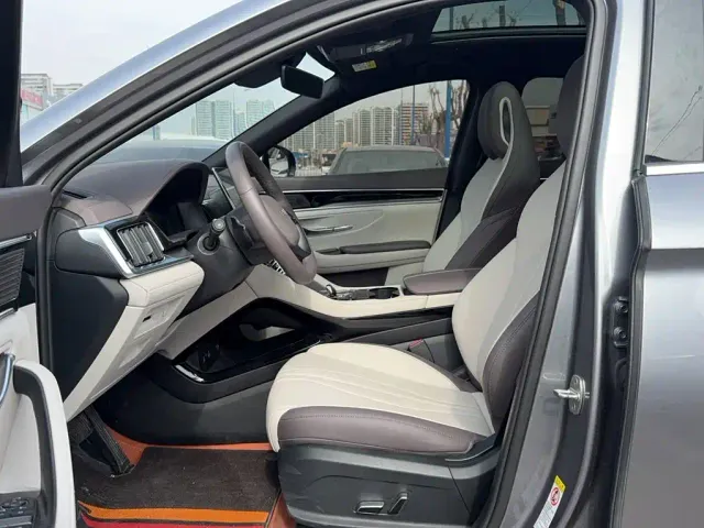 BYD Song PLUS — Фото автомобиля 15