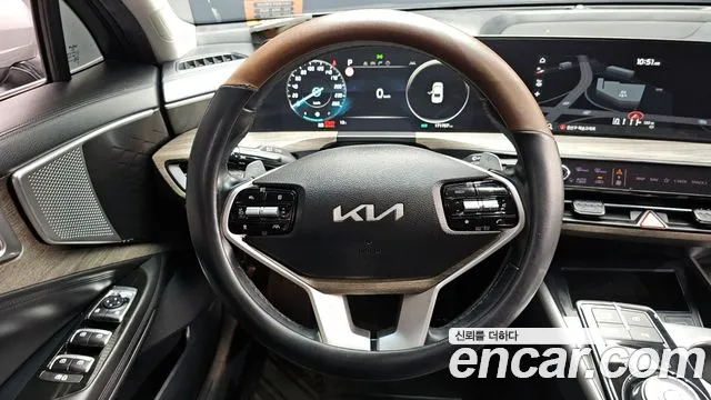 Kia K8 — Фото автомобиля 12