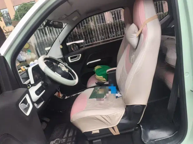 Wuling Hongguang Mini EV — Фото автомобиля 11