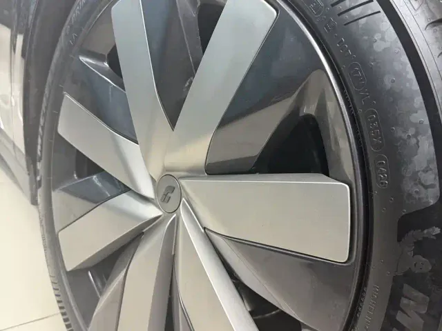 Li Auto i6 — Фото автомобиля 7