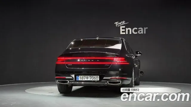 Genesis G90 Бензин 3.5 турбо AWD — Фото автомобиля 4