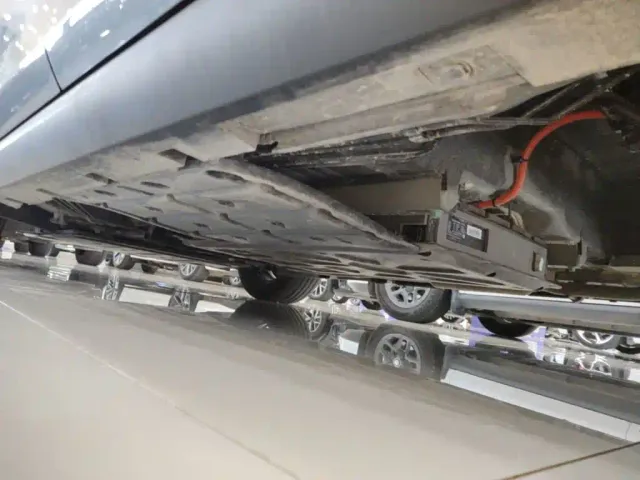 BYD Qin PLUS — Фото автомобиля 21