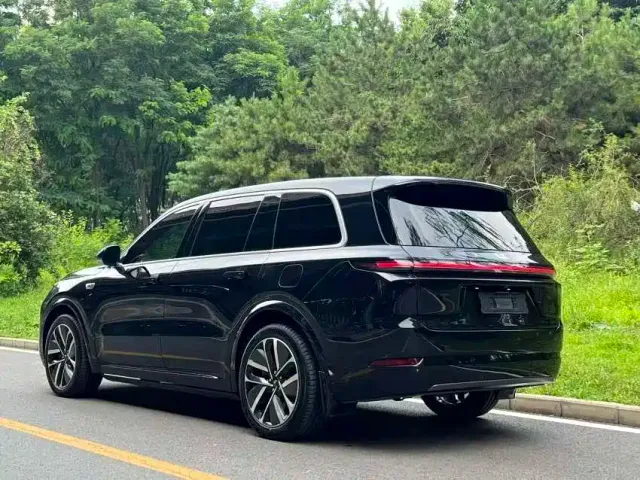 Li Auto L9 — Фото автомобиля 5