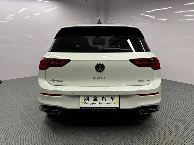 Volkswagen Golf — Фото автомобиля 19