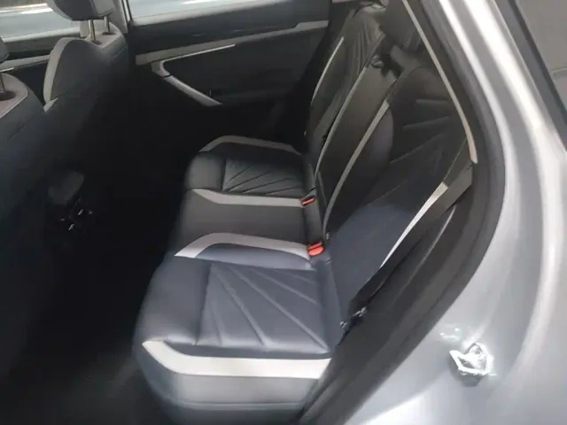 Geely Boyue L — Фото автомобиля 16