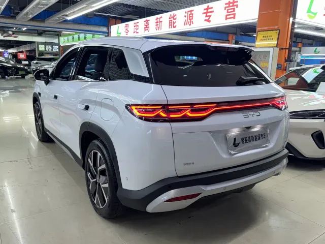 BYD Song L DM-i — Фото автомобиля 4