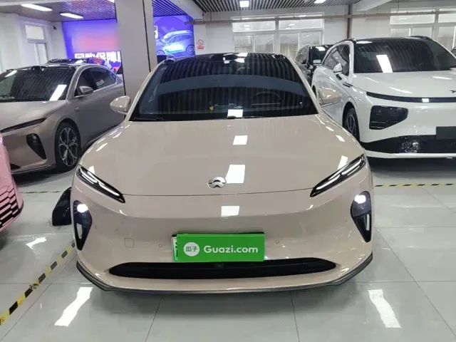 Nio ET5 — Фото автомобиля 2