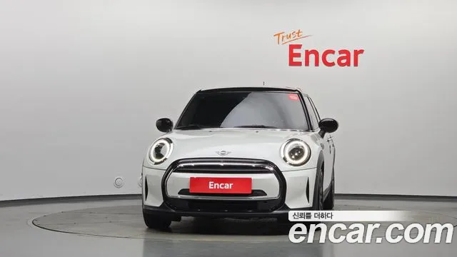 MINI Cooper — Фото автомобиля 3