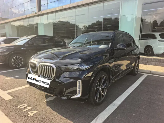 BMW X5 — Фото автомобиля 2