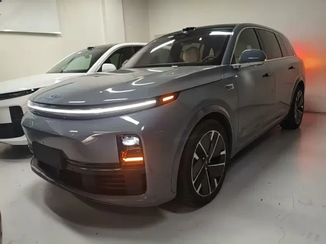 Фотография автомобиля — Li Auto L7