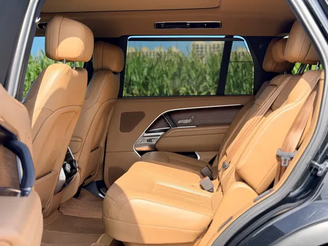 Land Rover Range Rover — Фото автомобиля 10