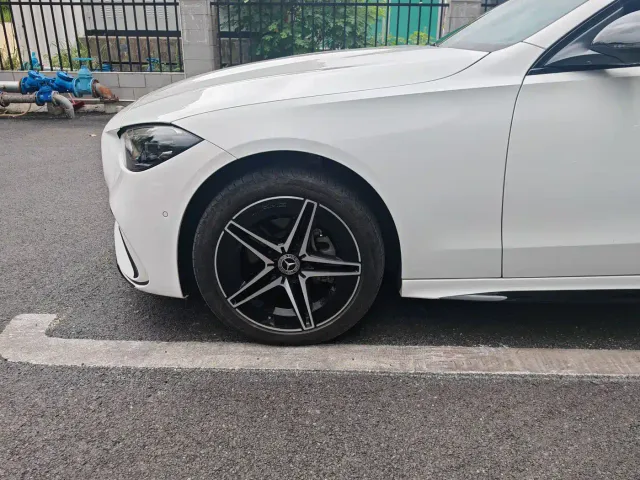 Mercedes-Benz C-Class — Фото автомобиля 5