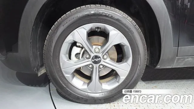 Kia Seltos Новый Seltos Бензин 2.0 2WD — Фото автомобиля 5