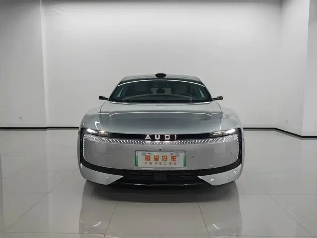 Audi E5 Sportback — Фото автомобиля 2