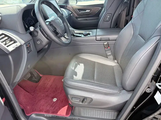 Toyota Vellfire — Фото автомобиля 9