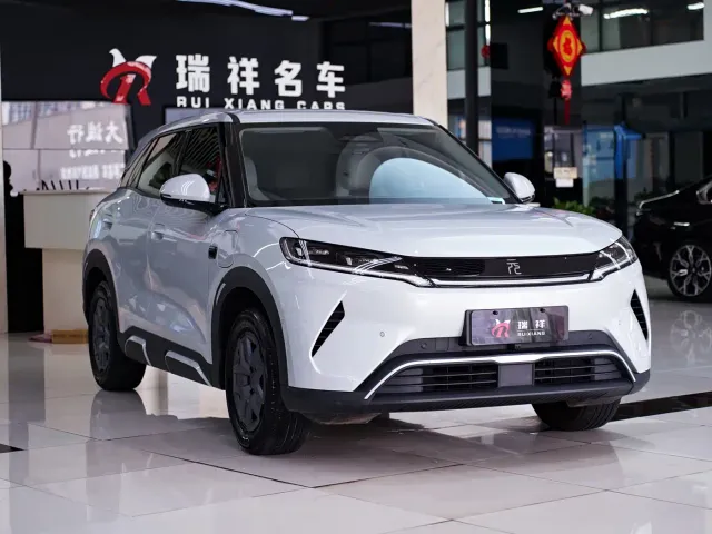 BYD Yuan UP — Фото автомобиля 15