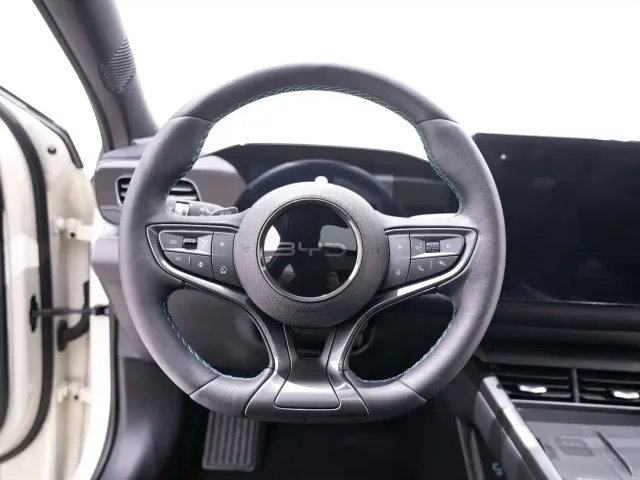 BYD Seal 06 — Фото автомобиля 23
