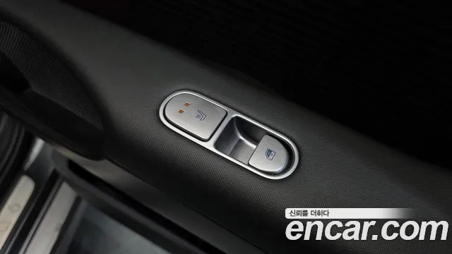 Hyundai Ioniq 6 — Фото автомобиля 30